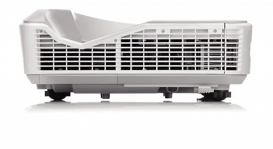 Мультимедийный ультракороткофокусный лазерный проектор SMART UL100X